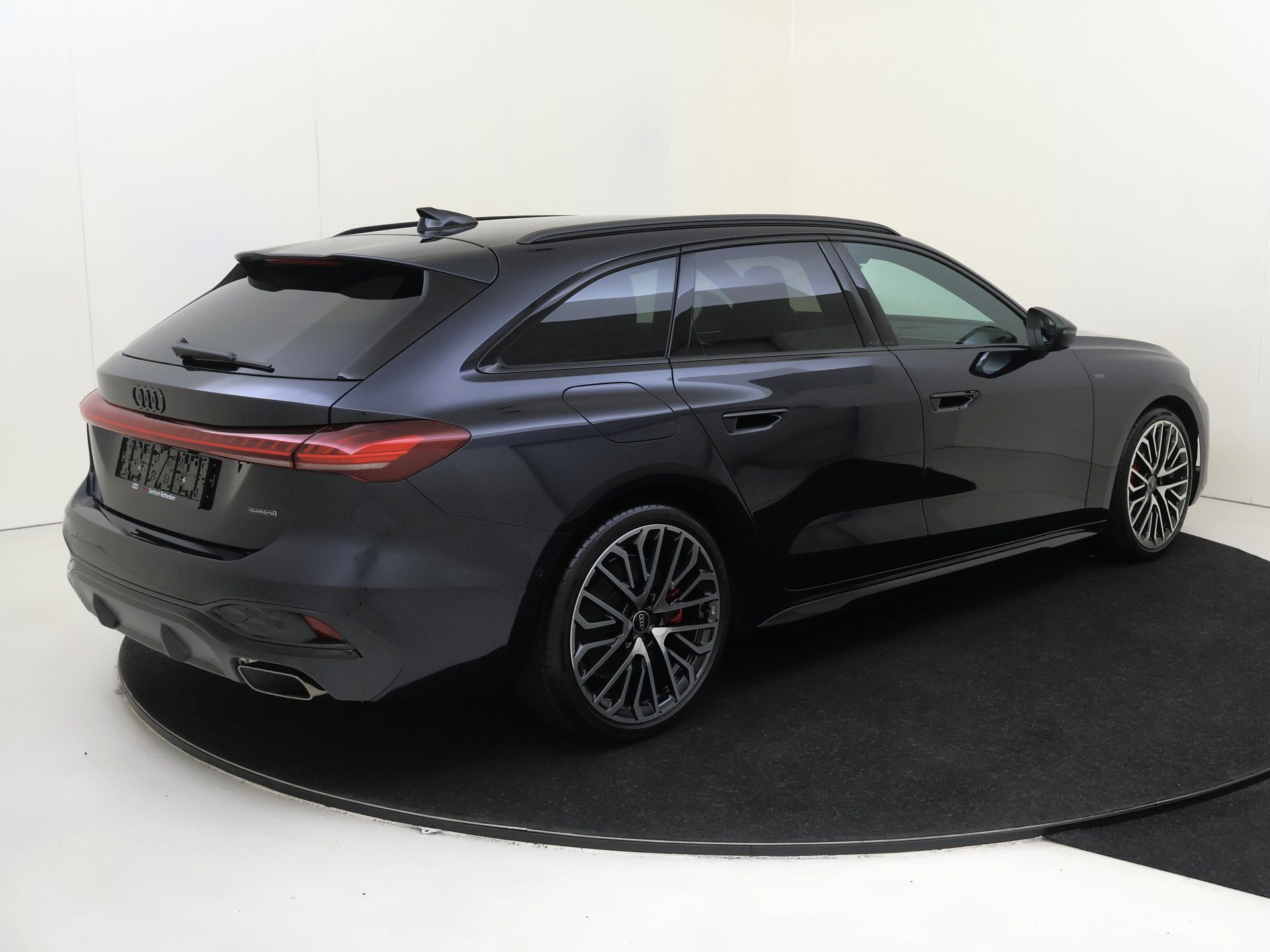 Audi A5 Avant e-hybrid quattro S tronic 299pk - Afbeelding 2