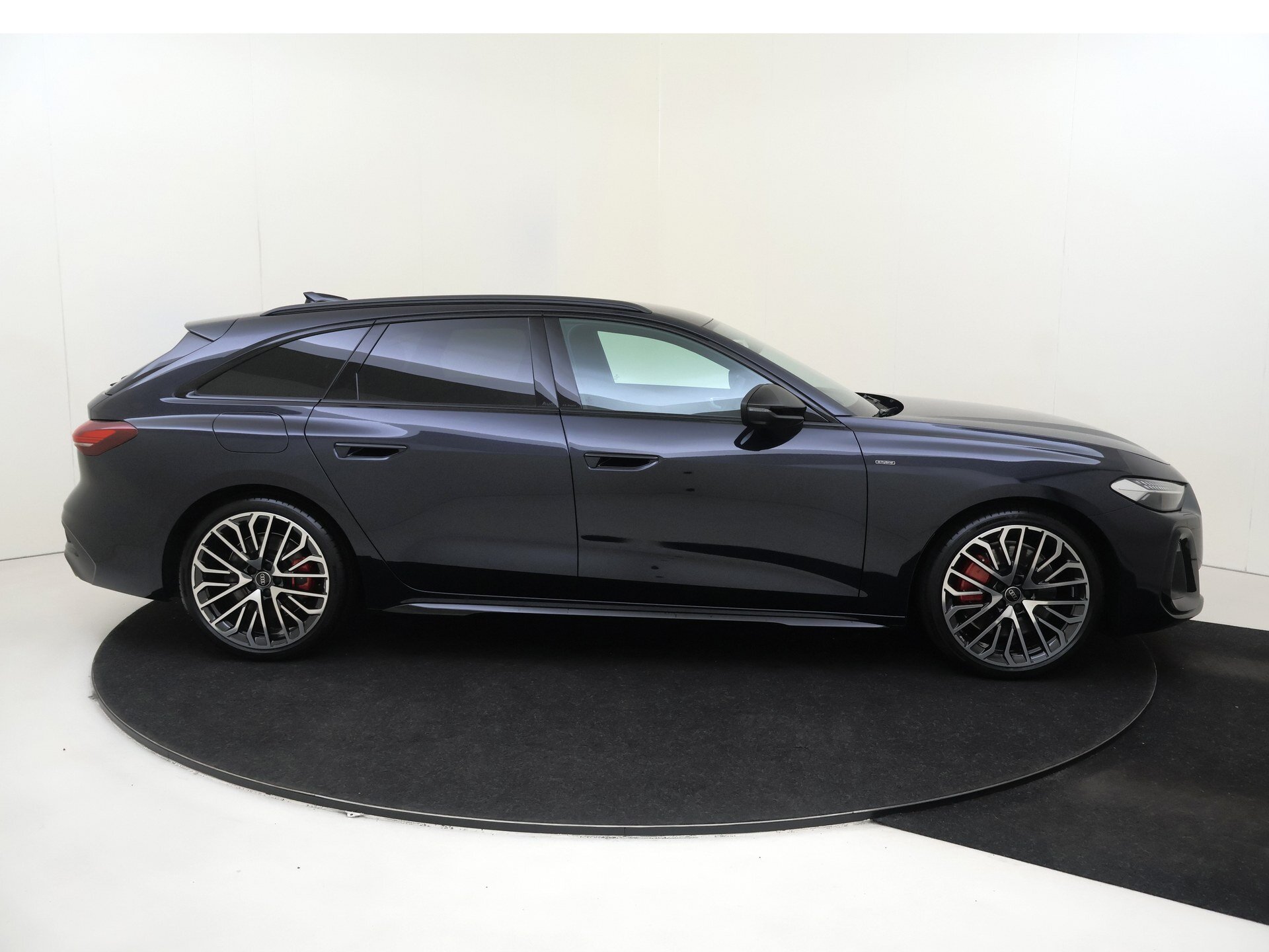 Audi A5 Avant e-hybrid quattro S tronic 299pk - Afbeelding 3