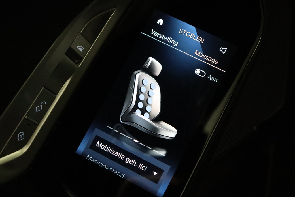 BMW i7 36