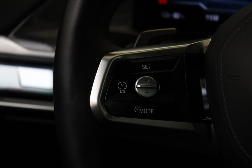 BMW i7 41