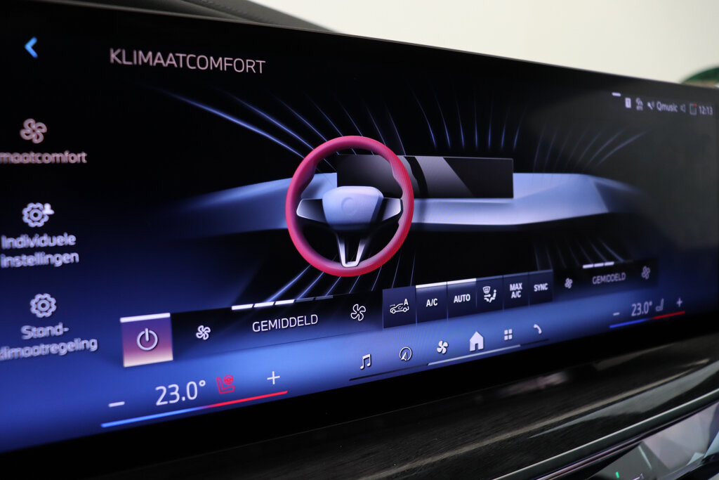 BMW i7 69