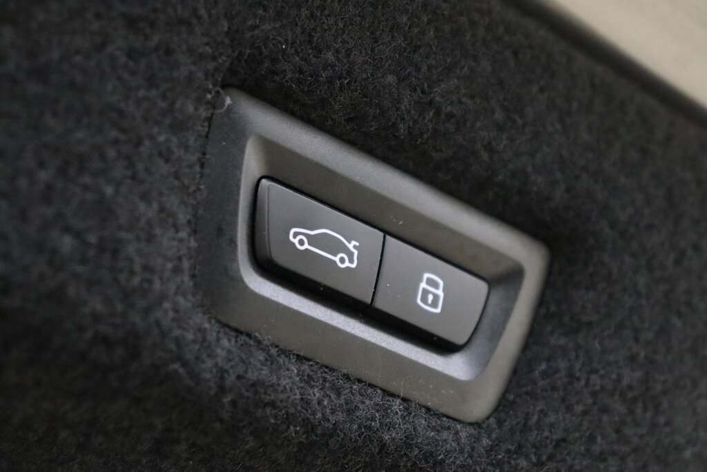 BMW i7 95