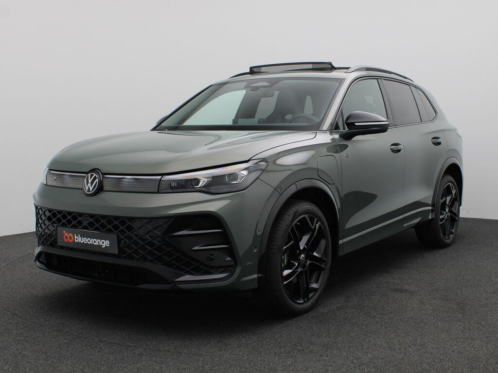 Volkswagen Tiguan 1.5 eHybrid R-Line Edition 272PK DSG Pano-Schuifdak, Black Style