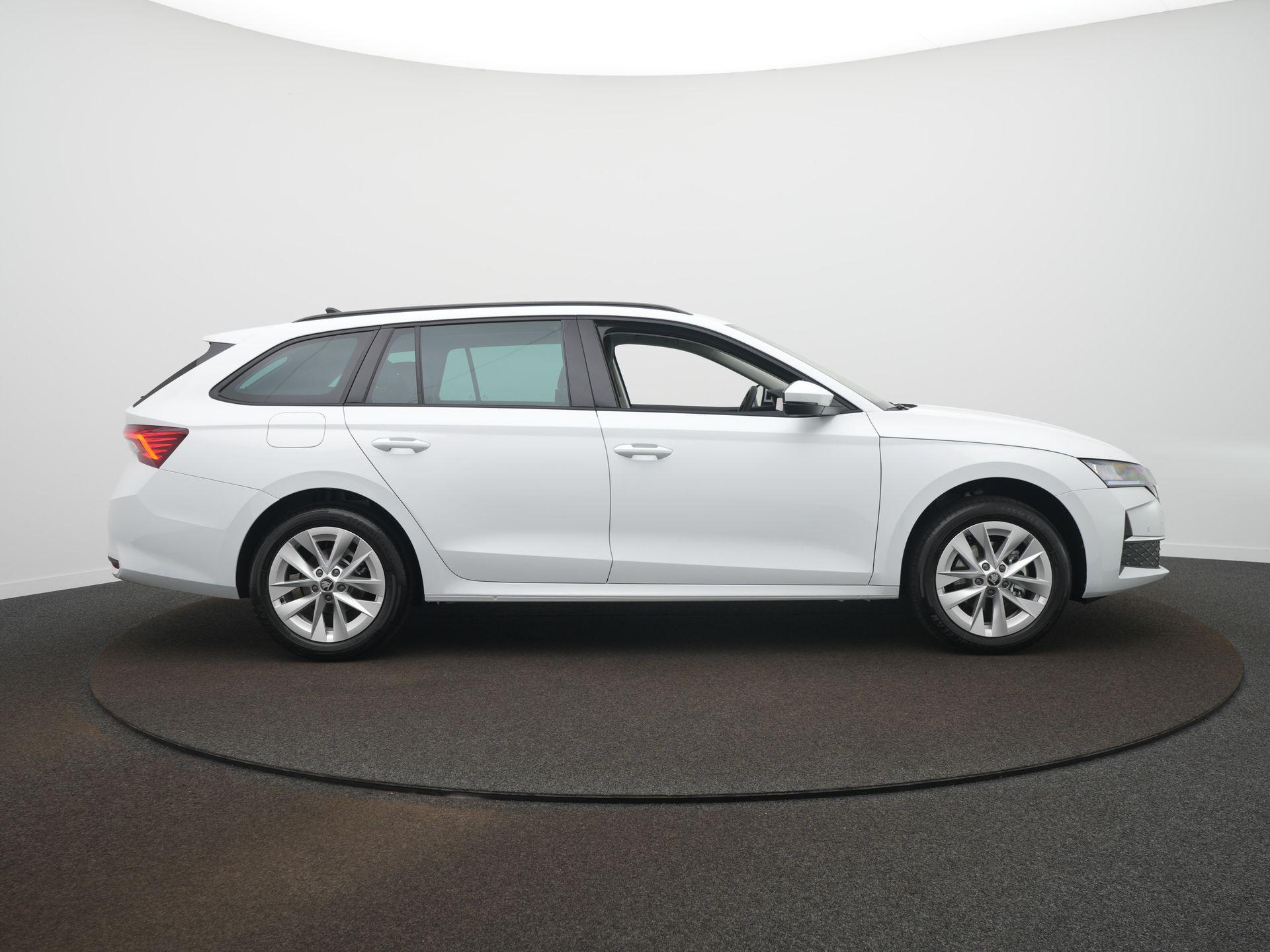 Skoda Octavia Combi Business Edition Plus 1.5 TSI m-HEV 85 kW / 115 PK - Afbeelding 4