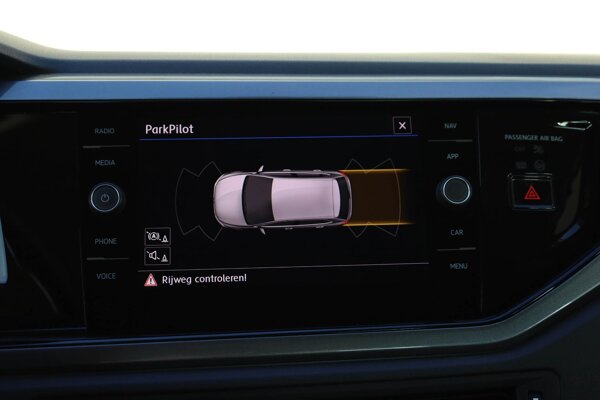 parkeersensoren voor en achter parkeersensoren voor en achter