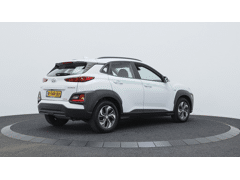 Hyundai Kona 1.6 GDI HEV Comfort | Carplay | All Seasons | - Afbeelding 2