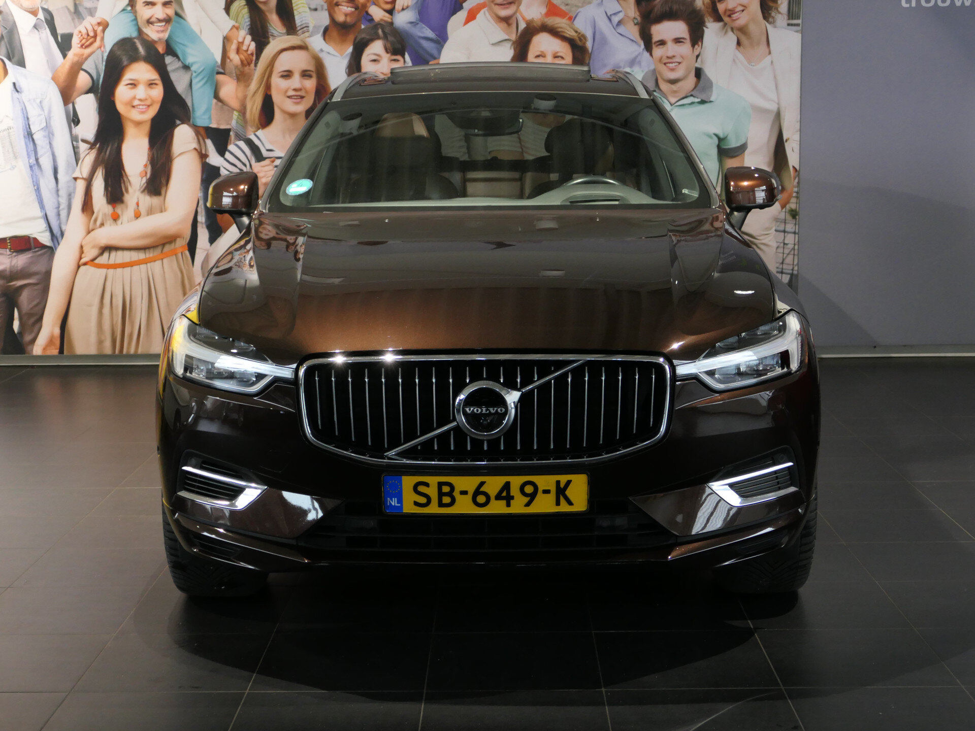 Volvo XC60 2.0 T8 Twin Engine AWD Inscription - Vol opties! - - Afbeelding 2