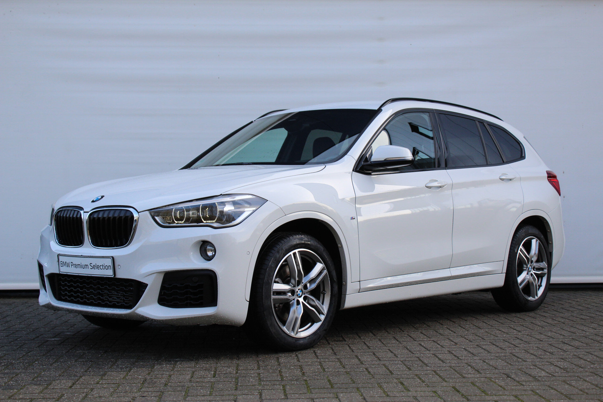 BMW X1 sDrive20i M Sport Automaat