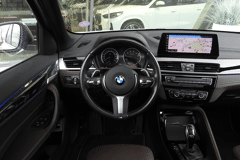 BMW X1 sDrive20i High Executive xLine Automaat - Afbeelding 2