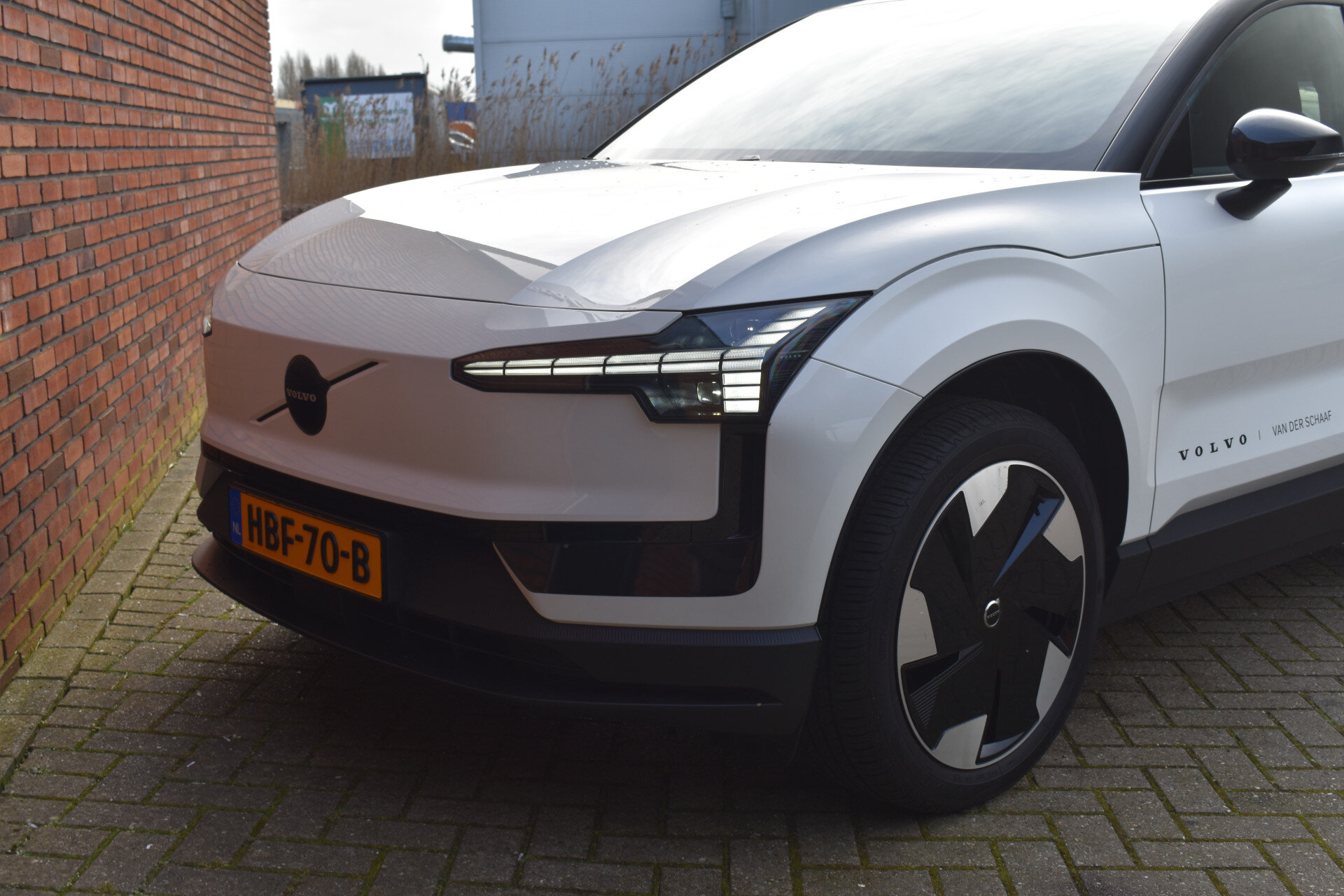 Volvo EX30 Extended Range 272PK Plus - Afbeelding 3