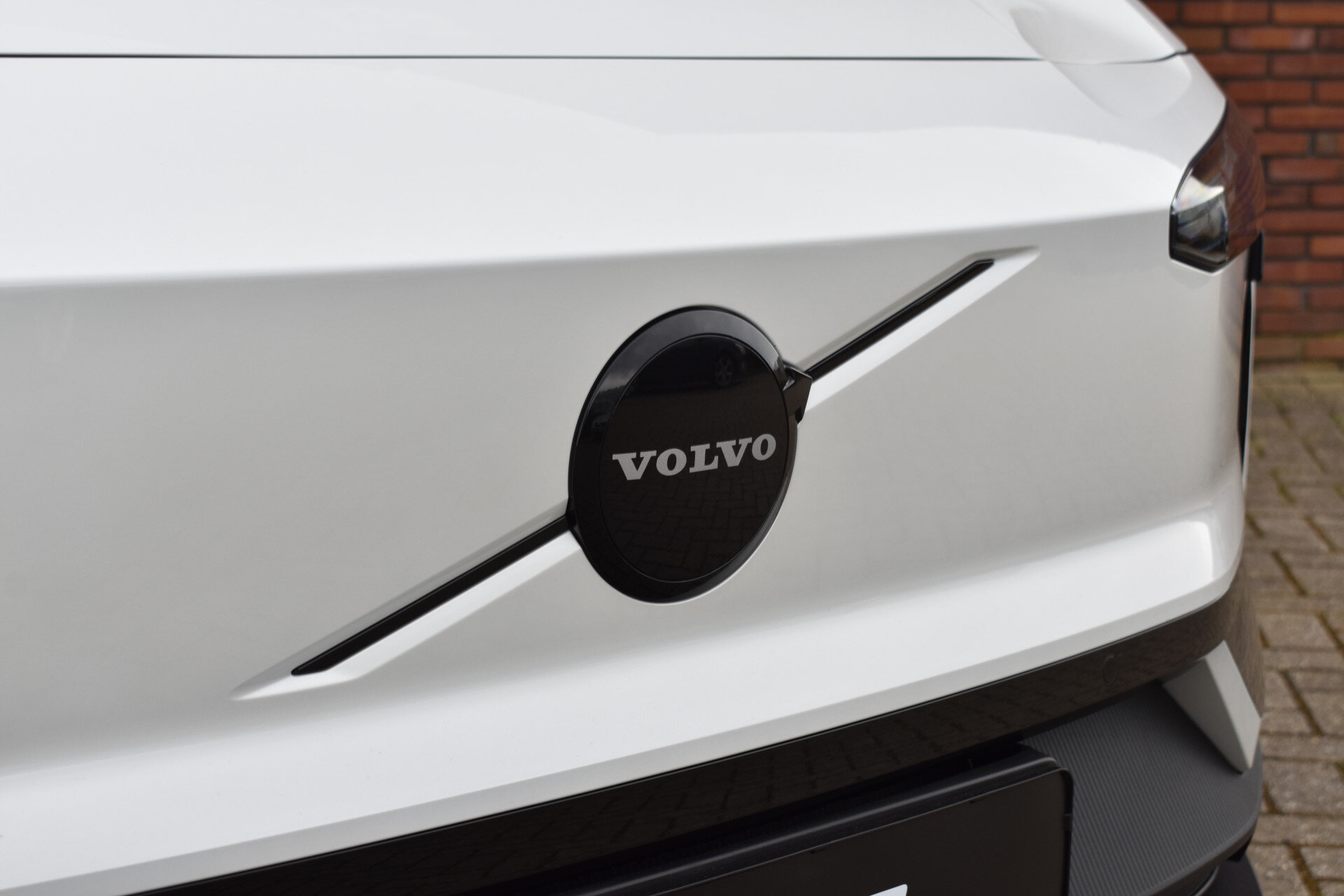 Volvo EX30 Extended Range 272PK Plus - Afbeelding 4