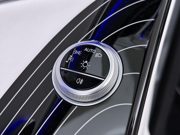 Pianolak flowing lines zwart