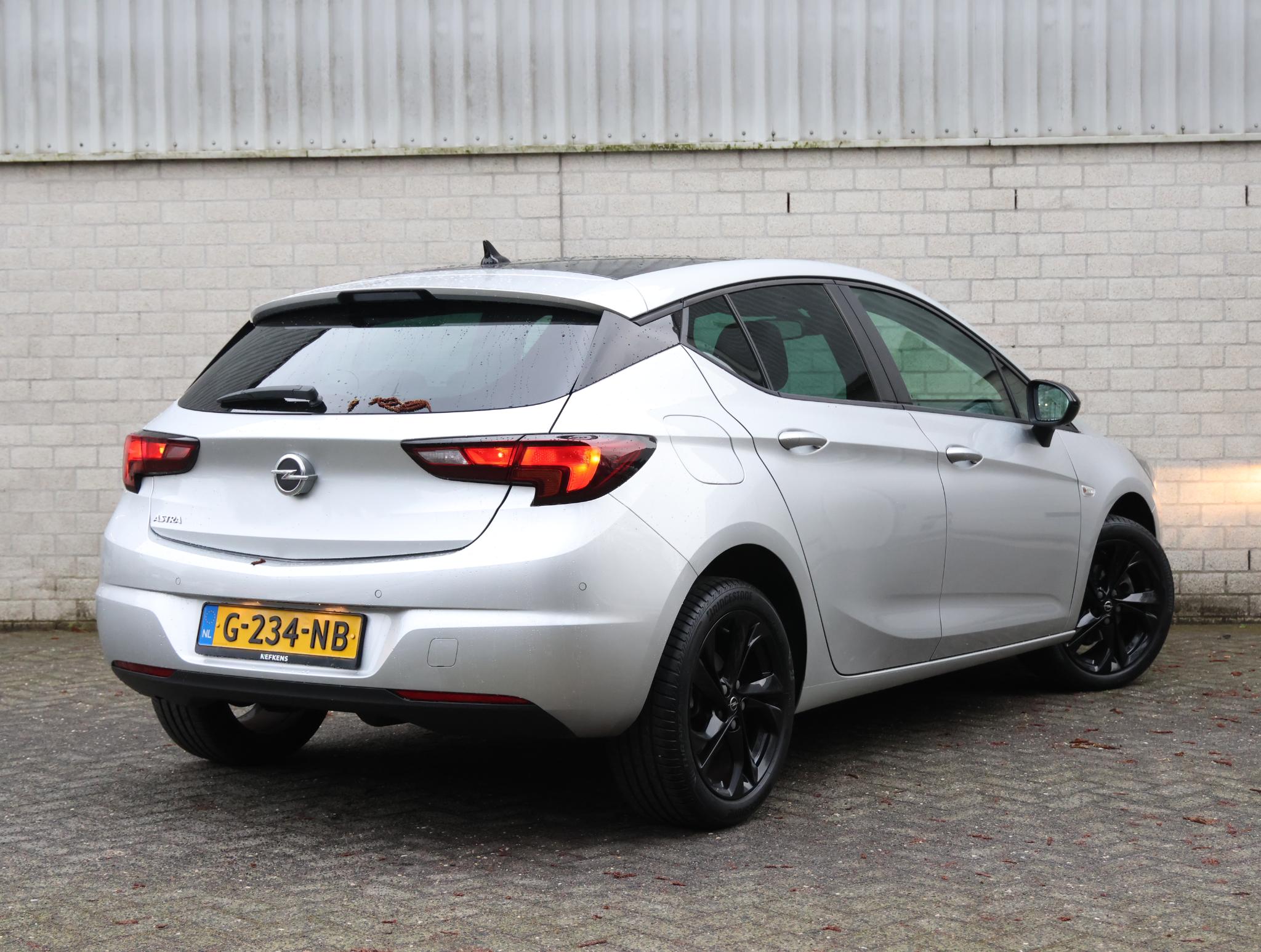 Opel Astra 1.4 150pk Black Edition - Afbeelding 3