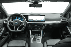 BMW 3 Serie 330e M Sport Automaat - Afbeelding 4