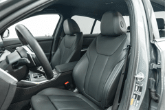 BMW 3 Serie 330e M Sport Automaat - Afbeelding 5