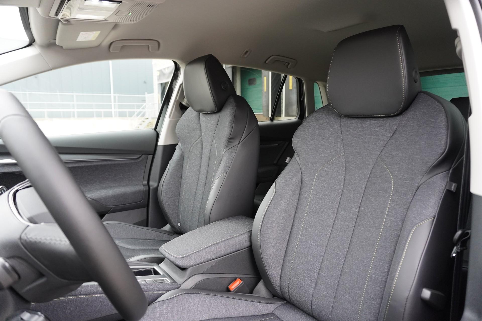 Skoda Elroq 60 205pk Business Edition Tour - Afbeelding 4