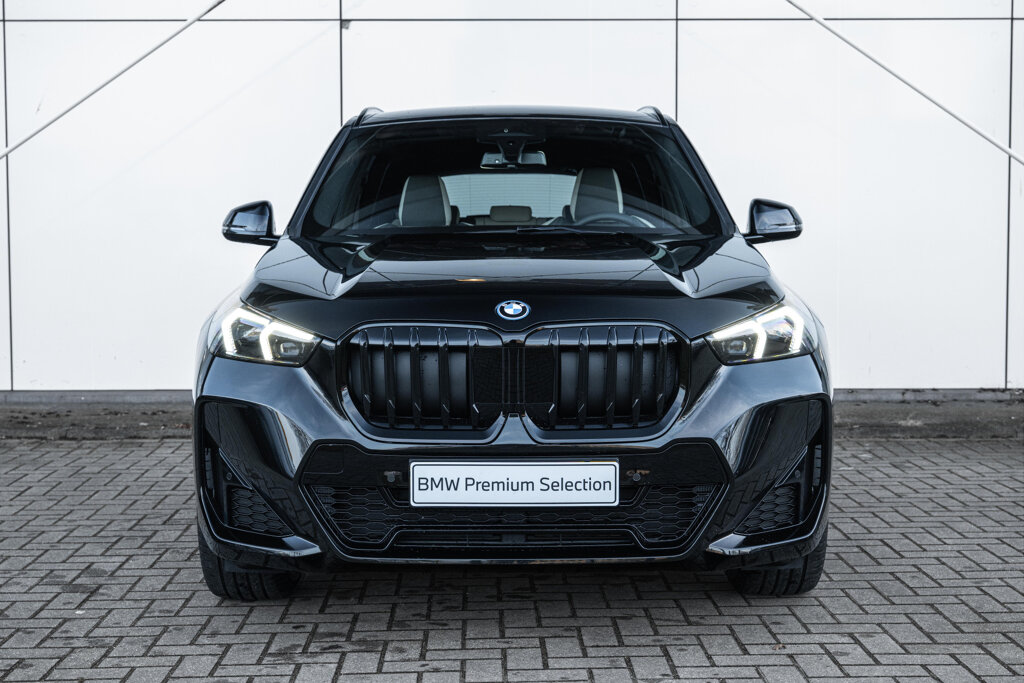 BMW X1 12