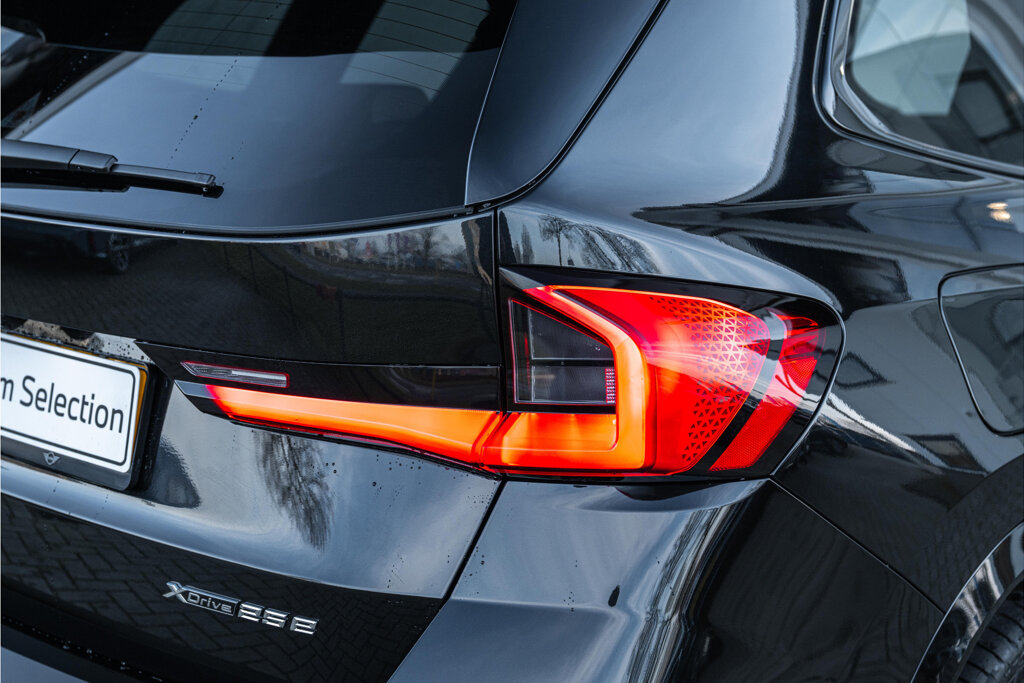BMW X1 16