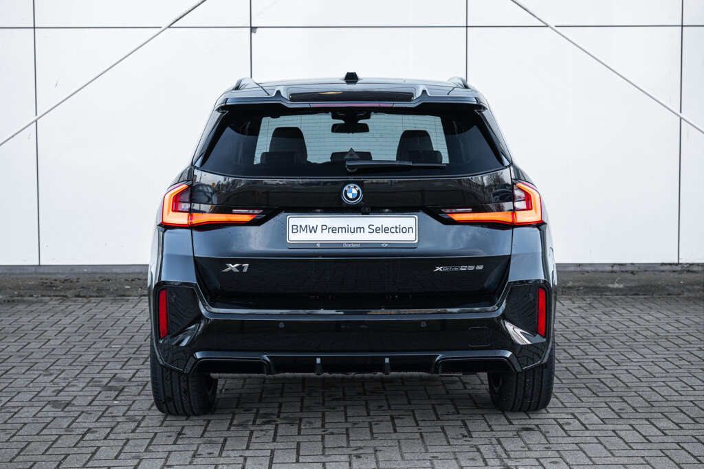 BMW X1 38