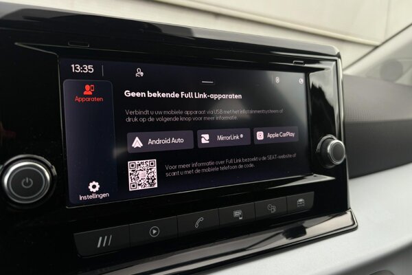 Apple Carplay/Android Auto