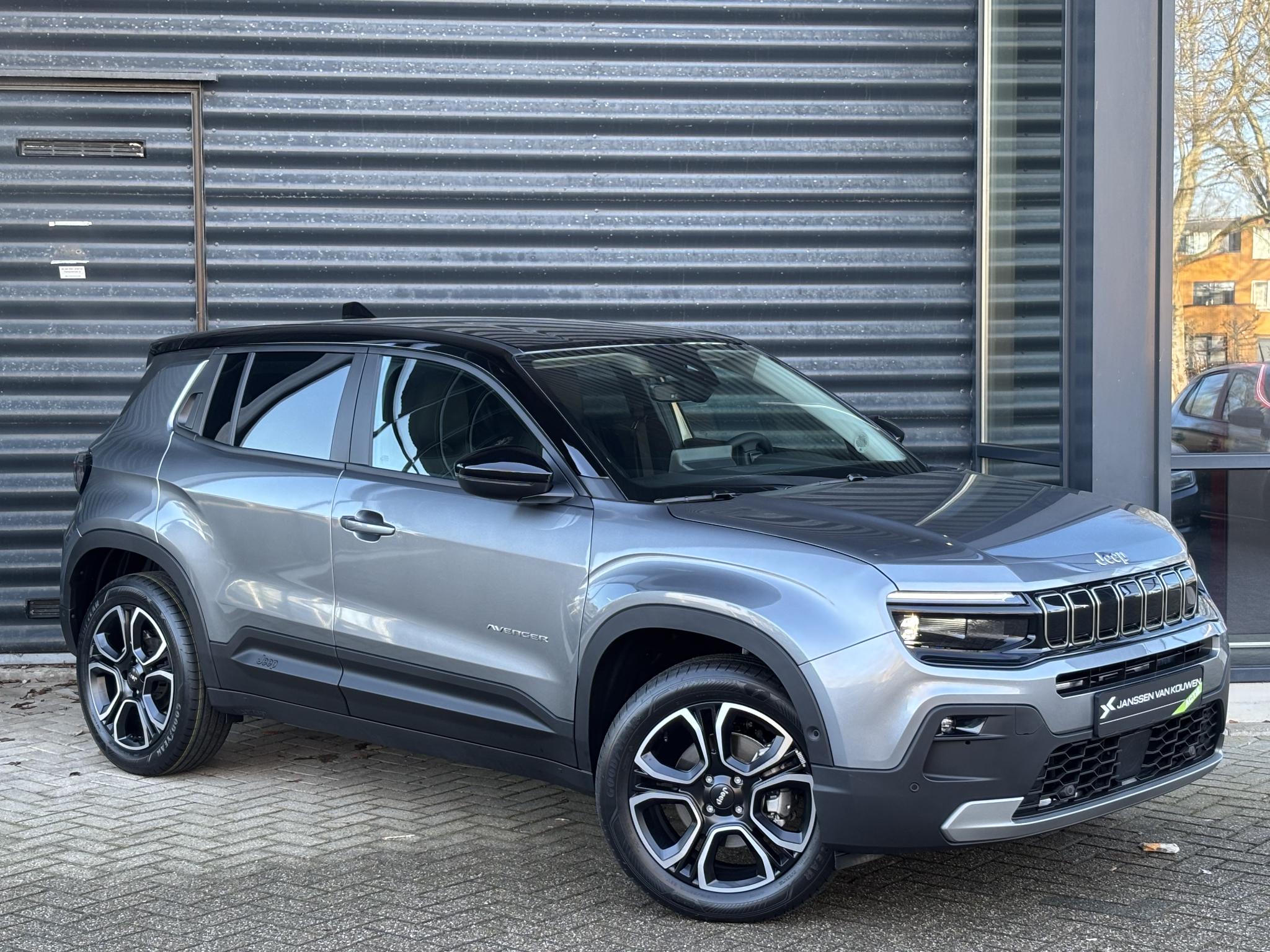 Jeep Avenger 1.2 e-Hybrid Summit - Afbeelding 3