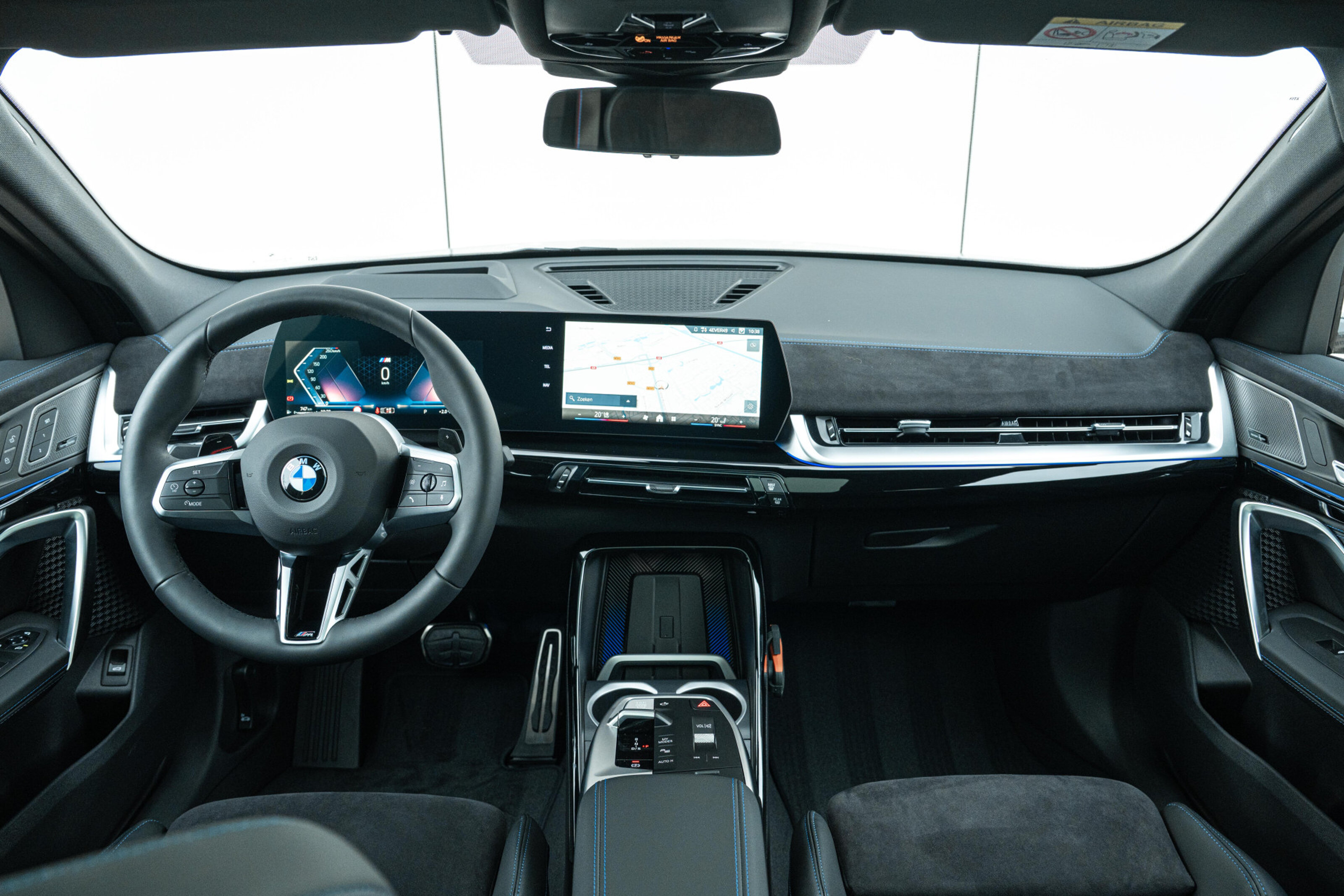BMW X2 sDrive20i High Executive M Sport Automaat