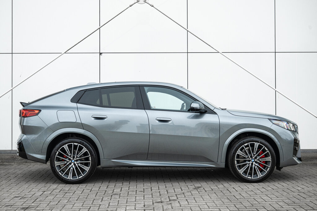 BMW X2 21
