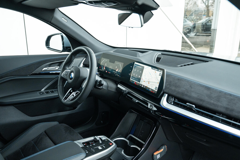 BMW X2 22