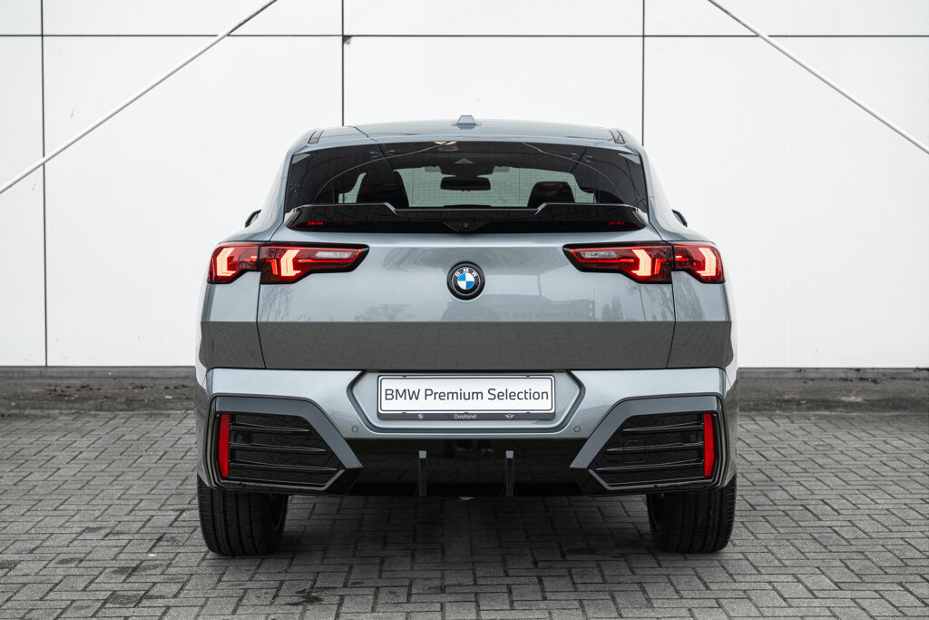 BMW X2 25