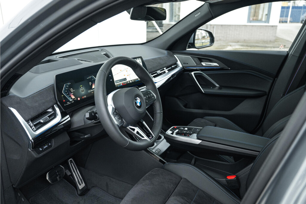 BMW X2 27