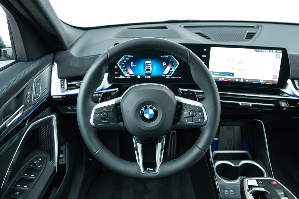 BMW X2 38