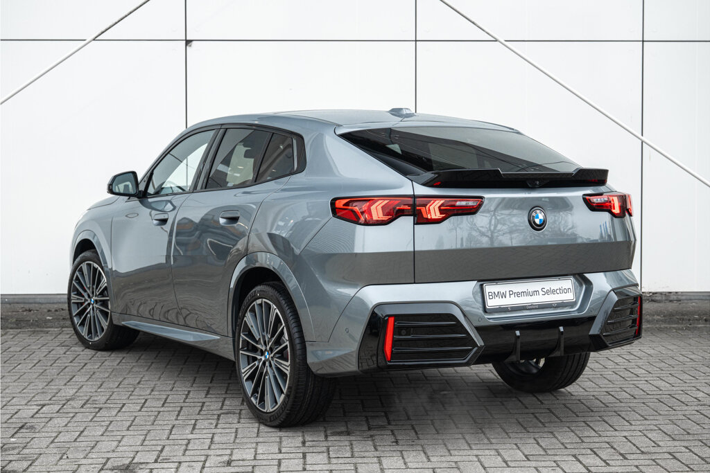 BMW X2 44