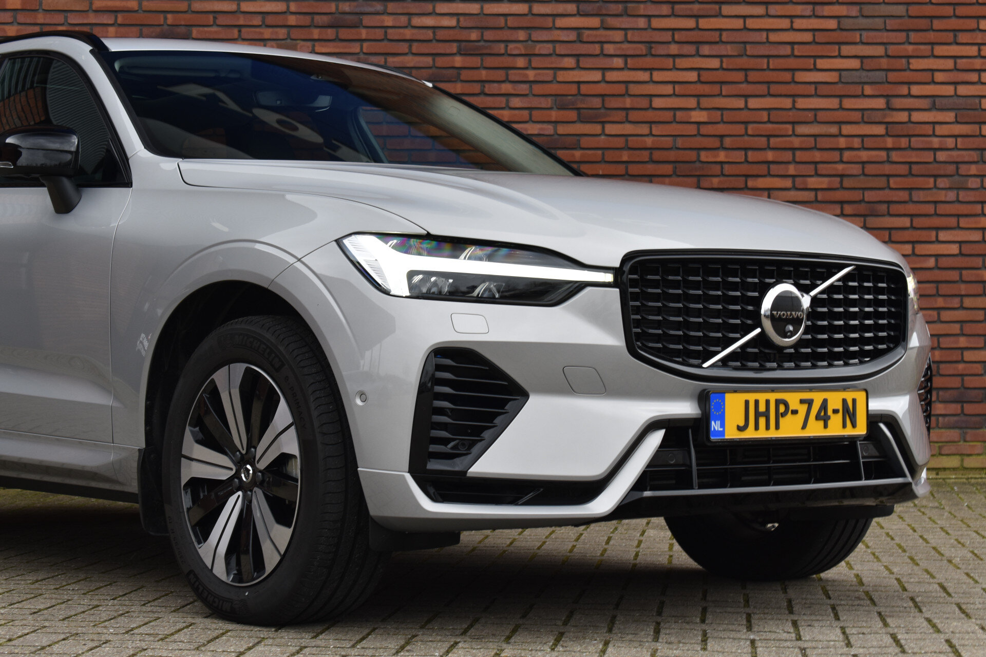 Volvo XC60 T6 350PK Plug-in hybrid AWD Plus Dark - Afbeelding 2