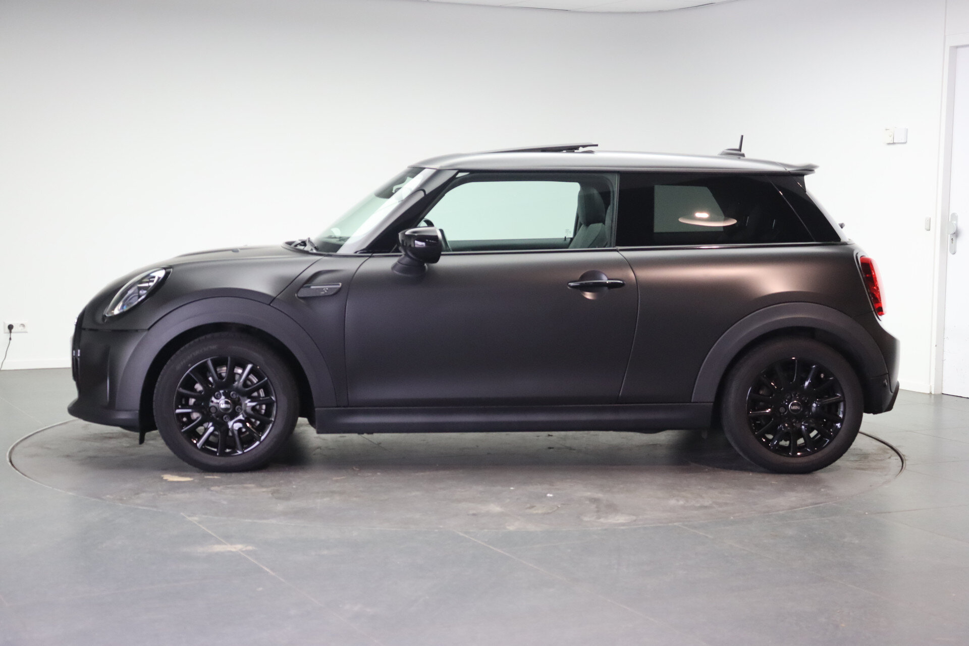 MINI Electric Classic - Afbeelding 2