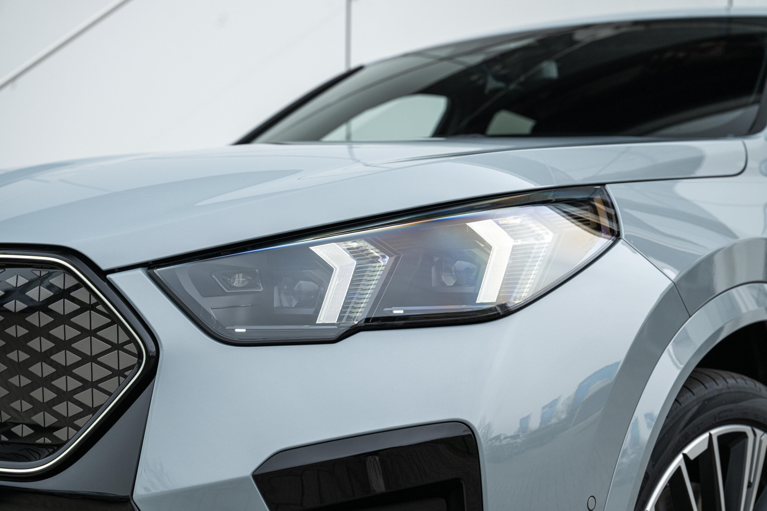 BMW iX2 9
