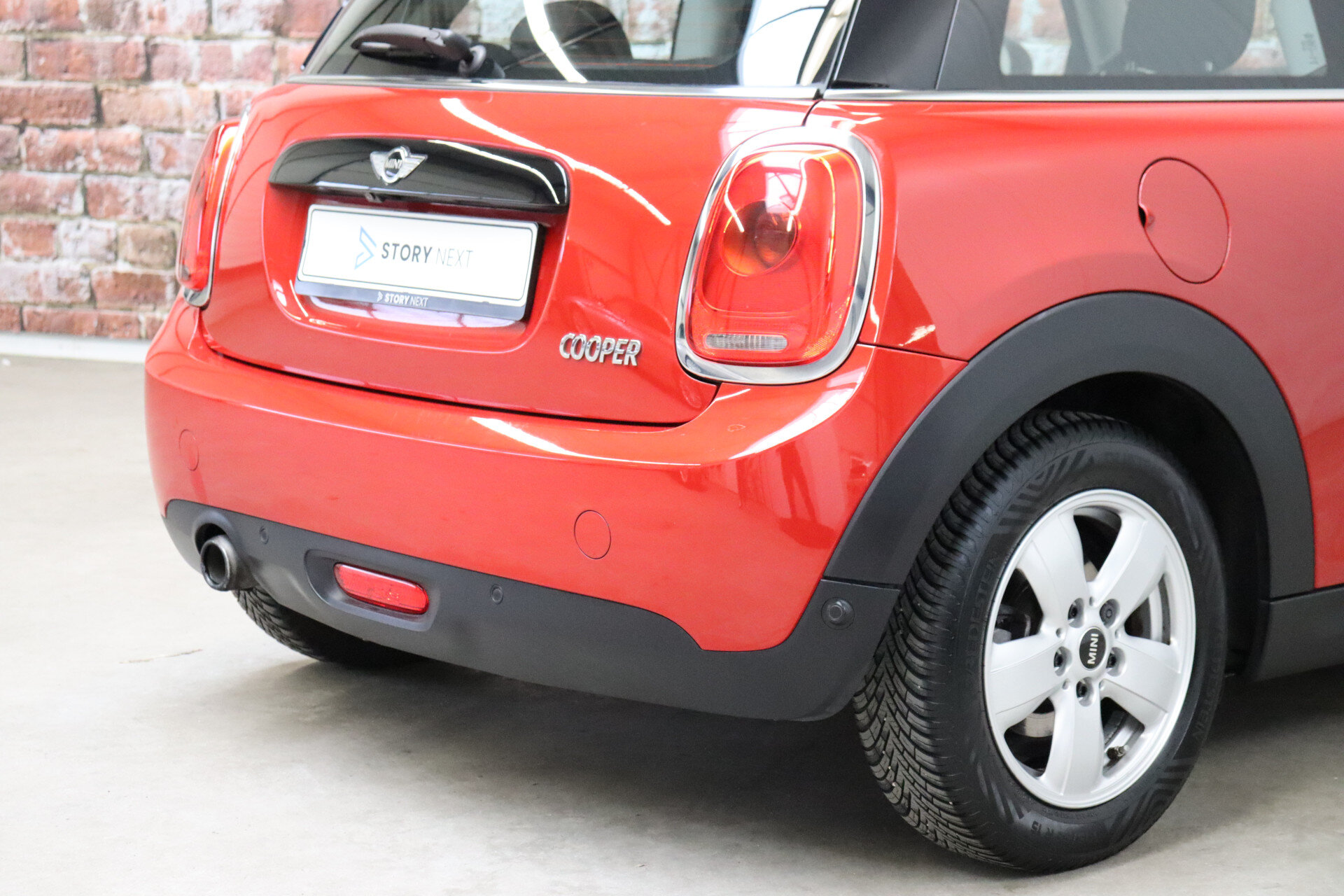 MINI Cooper Hatchback Pepper Business Automaat 3 deurs - Afbeelding 5