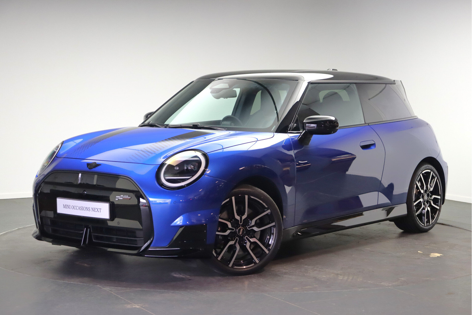 MINI Electric Hatchback Cooper SE