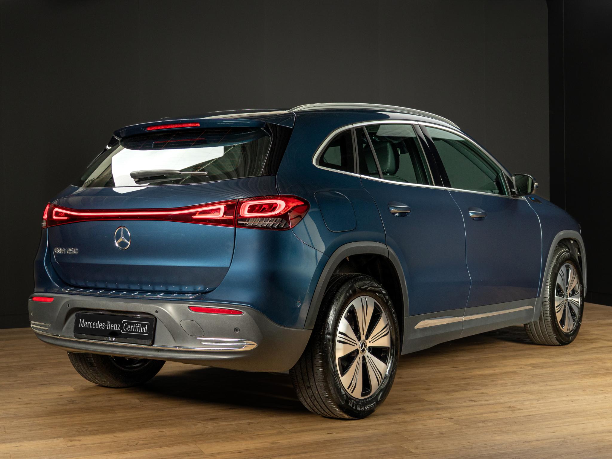 Mercedes-Benz EQA 250 Business Solution Luxury 67 kWh - Afbeelding 2