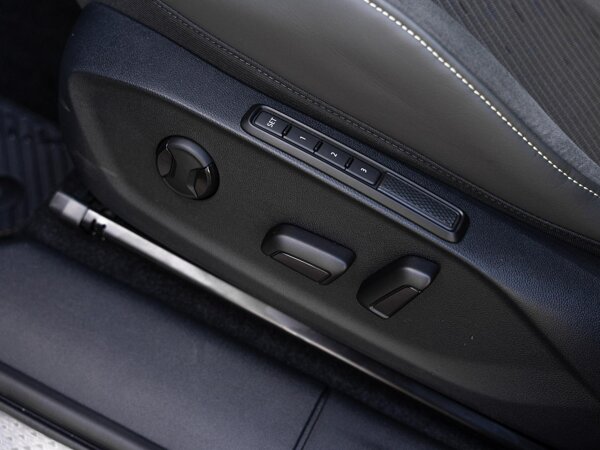 elektrisch verstelb. bestuurdersstoel met geheugen