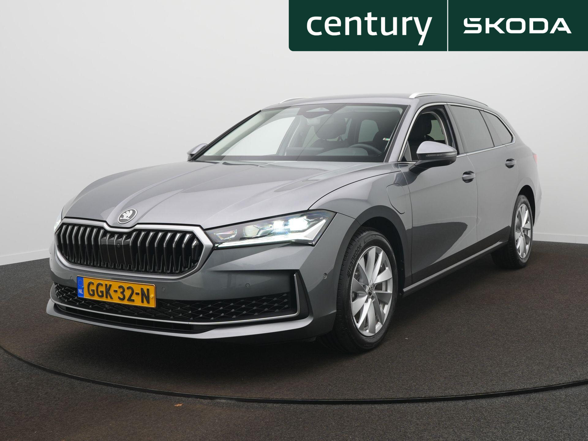 Skoda Superb Combi 1.5 TSI iV First Edition
