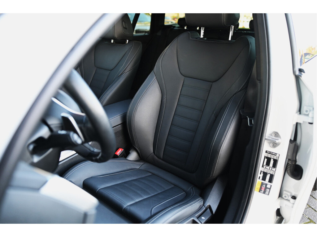 BMW 3 Serie Touring 330e High Executive M Sport Automaat - Afbeelding 3