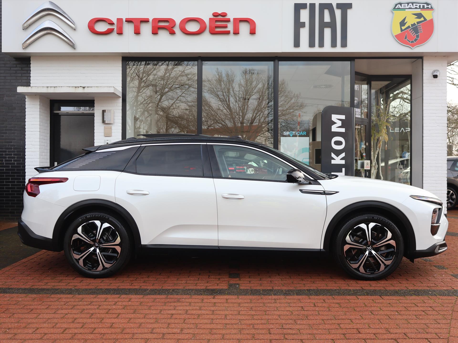 Citroën C5 X Plug-In Hybride 225PK e-EAT8 Automaat Shine, Rijklaarprijs | Panoramadak | Camera | Dakrails | Navigatie - Afbeelding 3