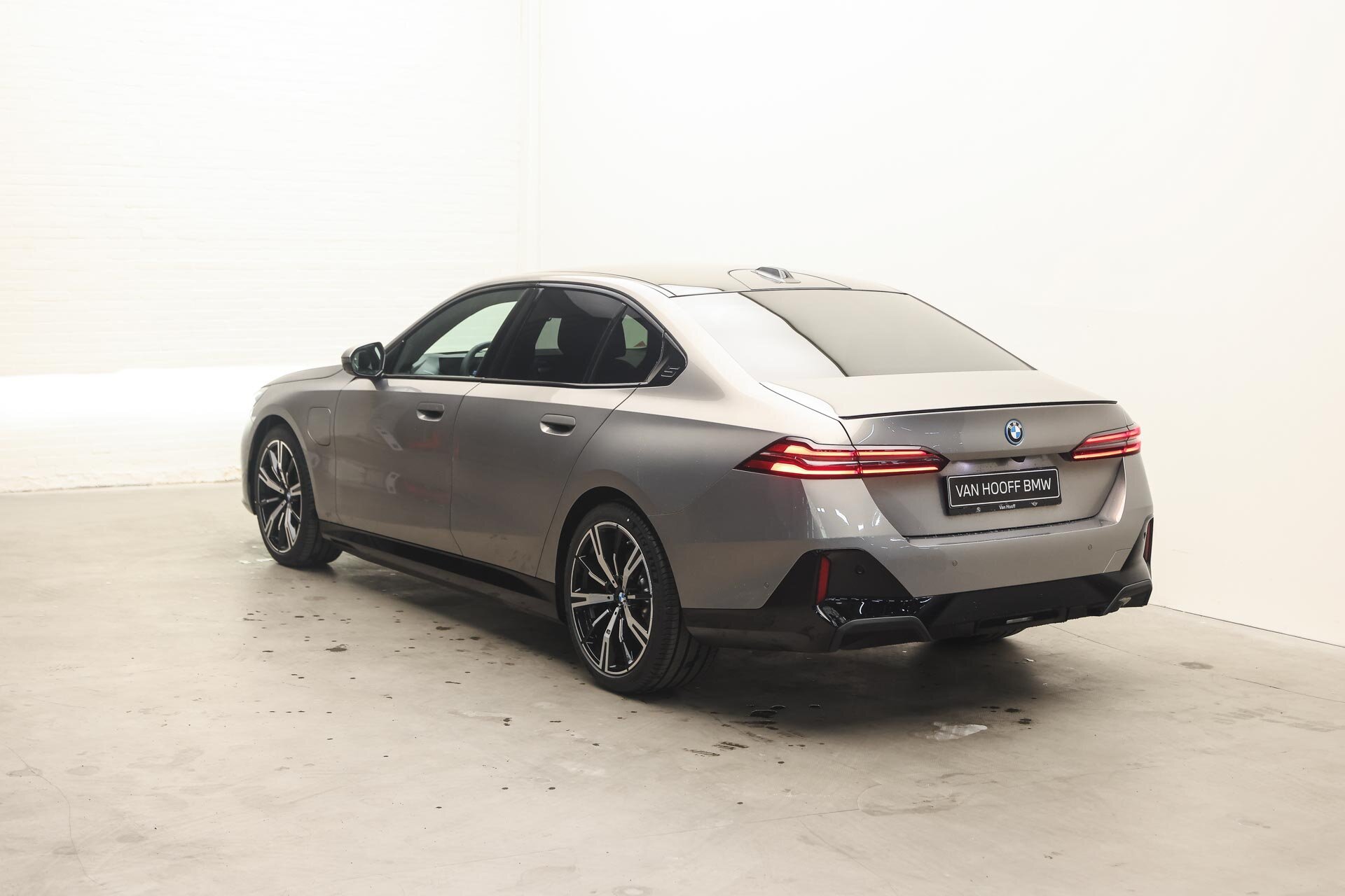 BMW 5 Serie 530e M Sport Automaat - Afbeelding 2