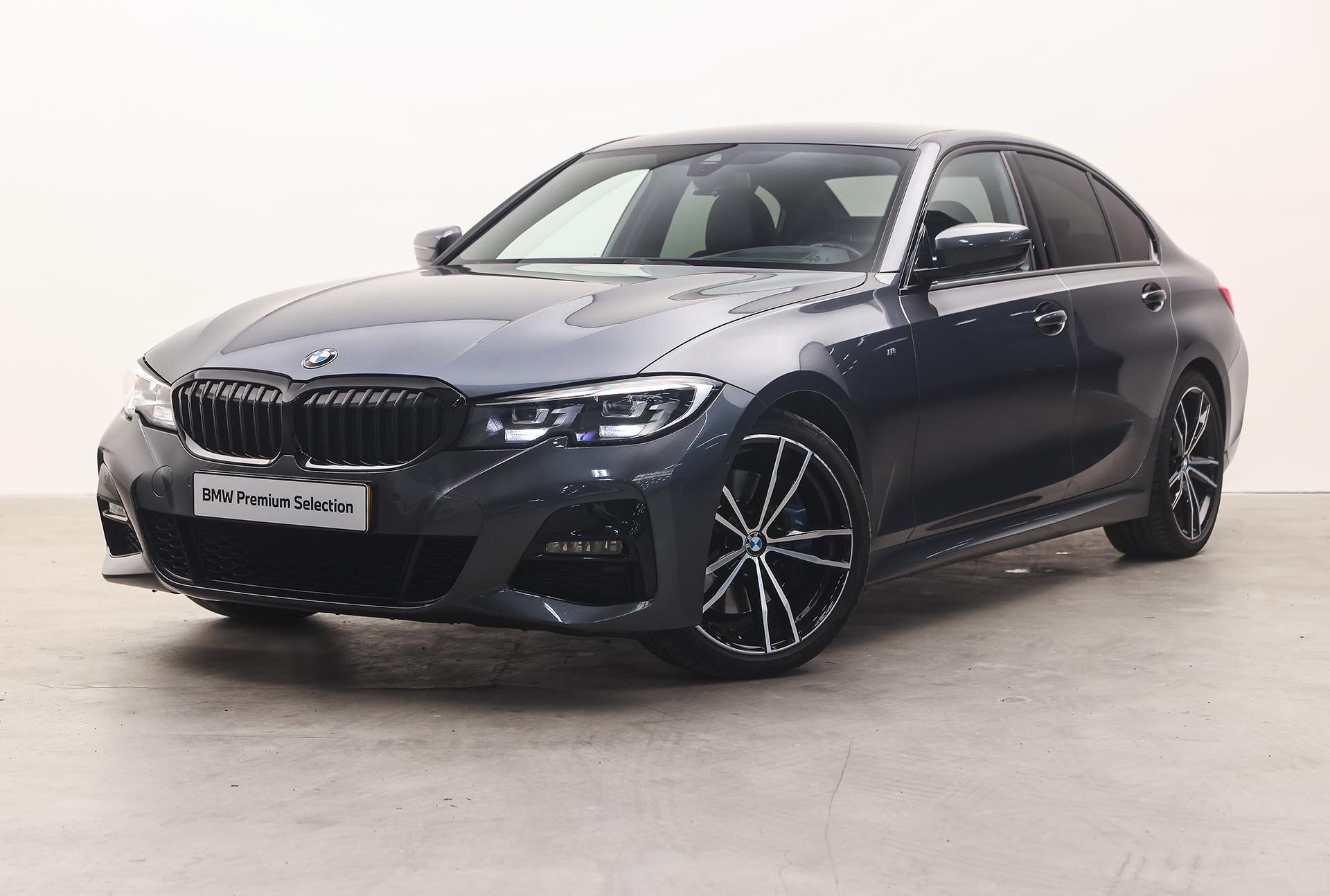 BMW 3 Serie 320i Executive M Sport Automaat