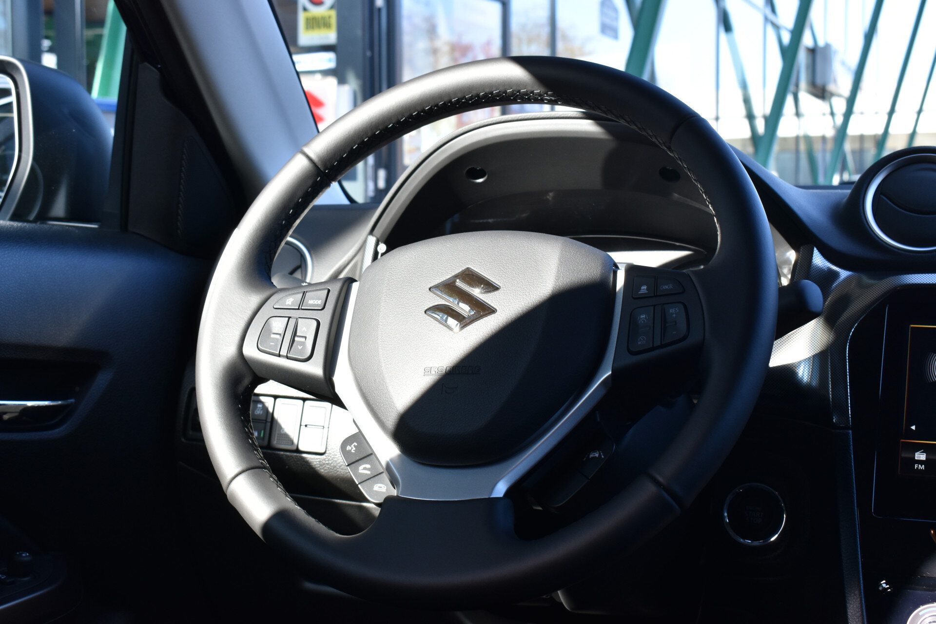 Suzuki Vitara 1.4 Boosterjet Smart Hybrid Style 111pk - Afbeelding 4