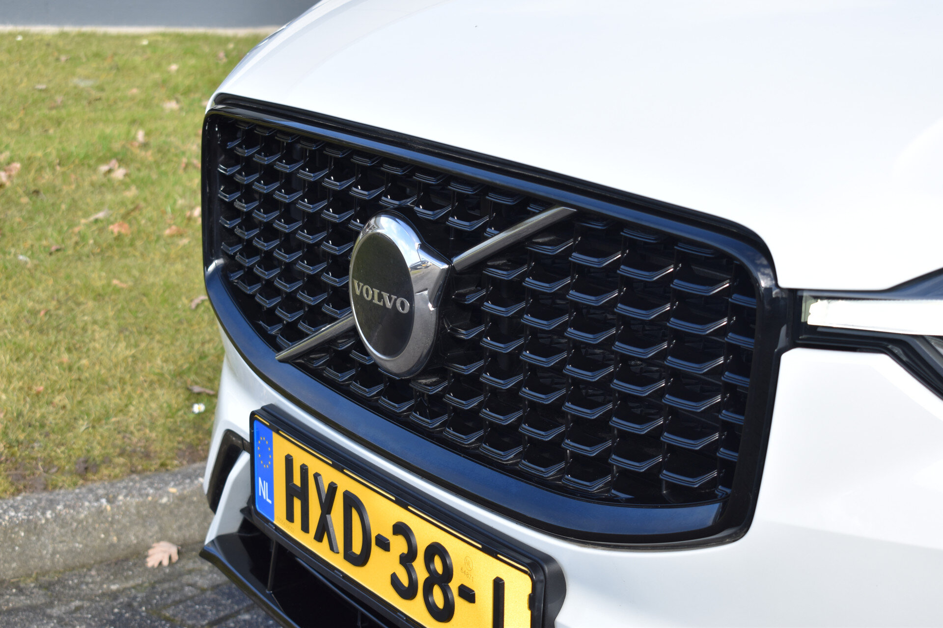 Volvo XC60 T6 Plug-in hybrid AWD Plus Dark - Afbeelding 5