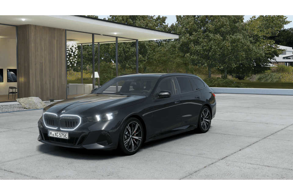 BMW 5 Serie Touring 530e M Sport Automaat - Afbeelding 1
