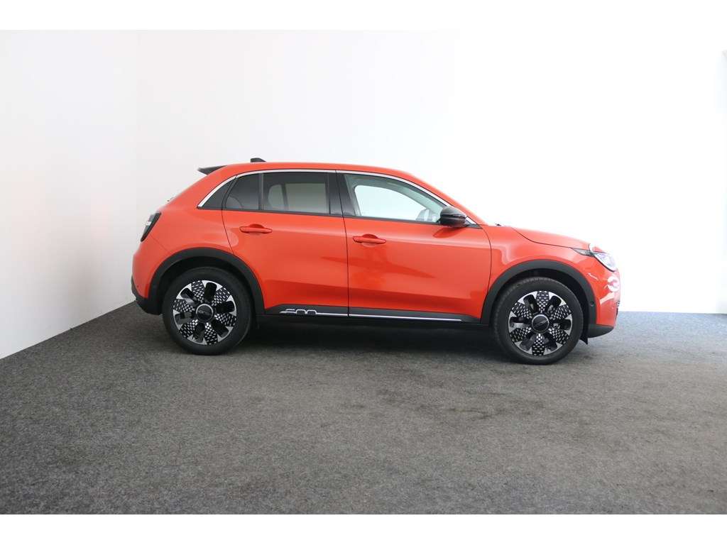 Fiat 600 LA PRIMA HYBRID 136PK *LEDER*DAB*GPS*CAMERA SENSOR v - Afbeelding 3