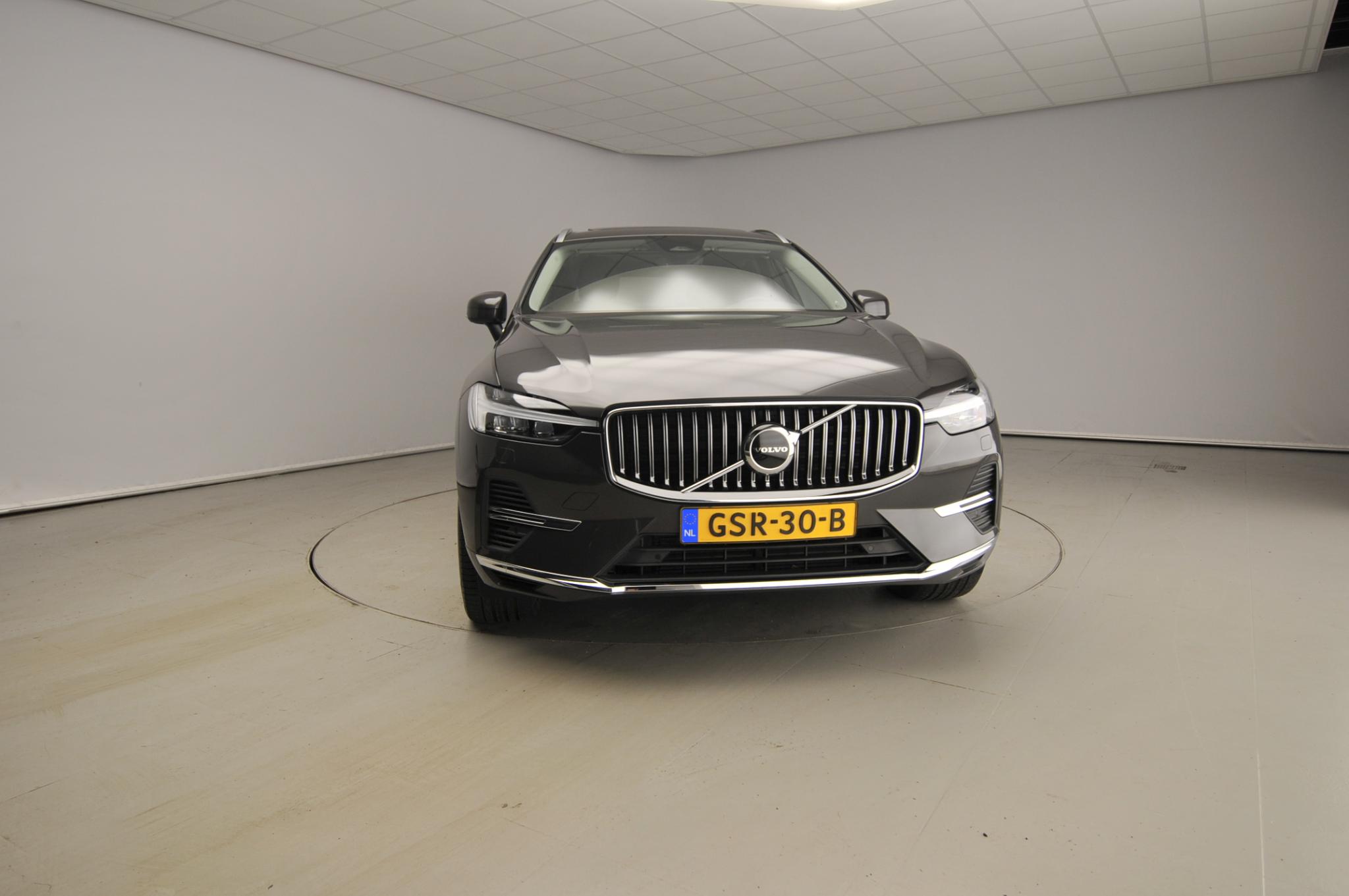 Volvo XC60 2.0 T6 Plug-in hybrid AWD Plus - Afbeelding 5