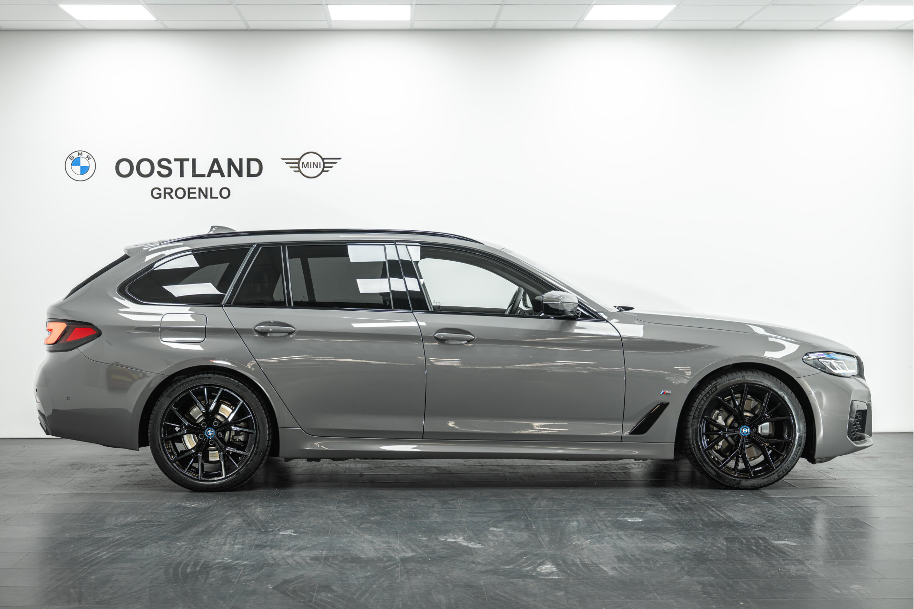 BMW 5 Serie Touring 520e High Executive M Sport Automaat